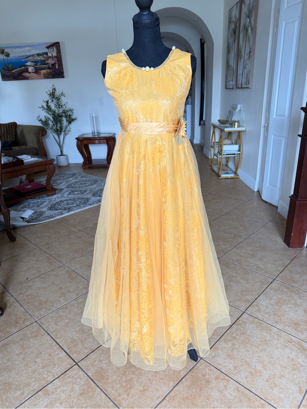 Vintage 1960s Yellow Lace tulle dress